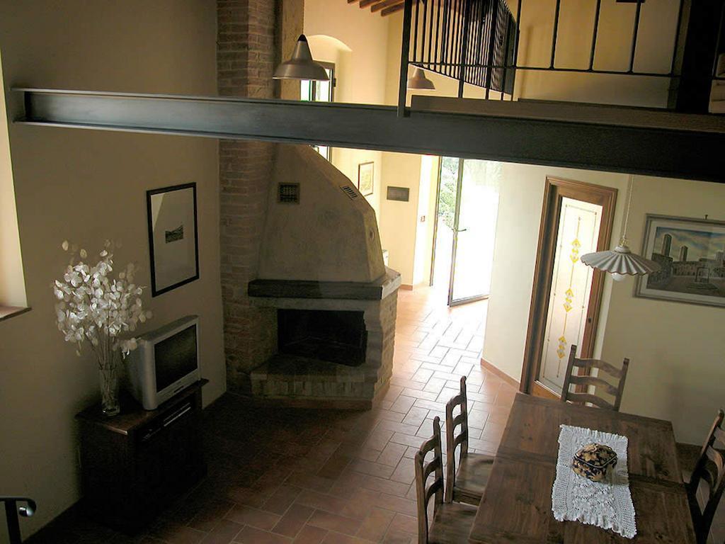 Podere Le Grotte San Gimignano Rum bild