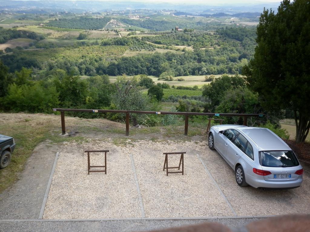 Podere Le Grotte San Gimignano Rum bild
